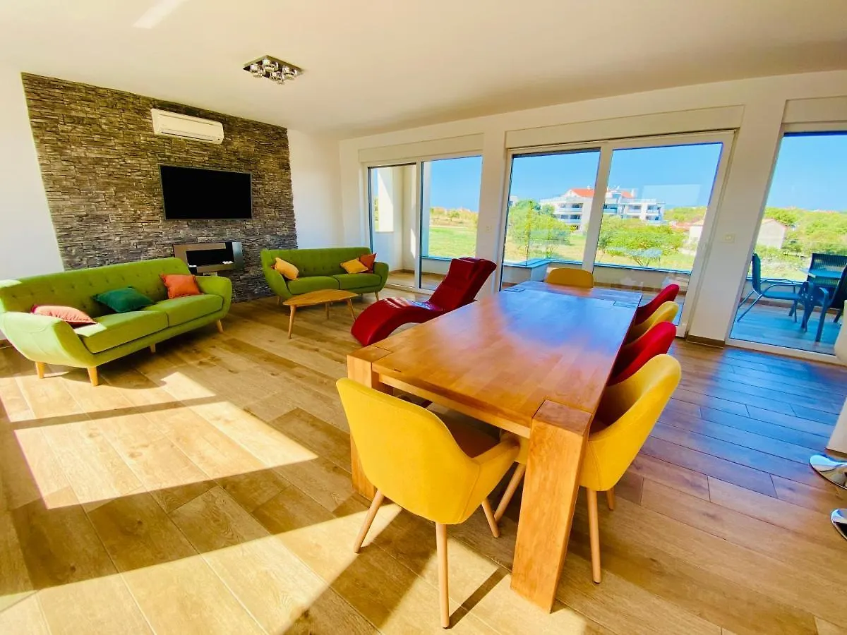 Villa Am Meer Mit Pool & Kinderpool - Leon'S Holiday Homes Medulin Croatia