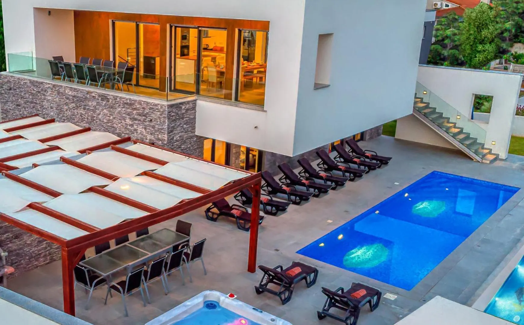 Villa Am Meer Mit Pool & Kinderpool - Leon'S Holiday Homes Medulin