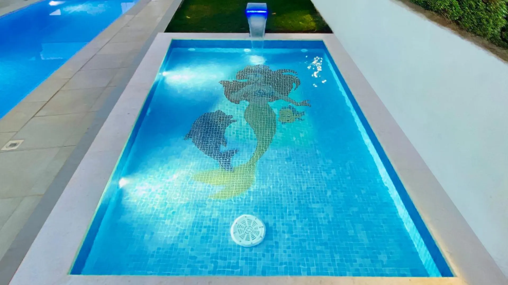 Villa Am Meer Mit Pool & Kinderpool - Leon'S Holiday Homes Medulin